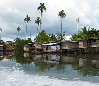 Almirante, Panama