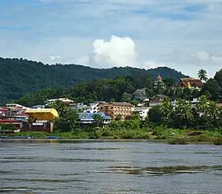 Ban Houayxay, Laos