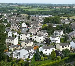 Llanfairpwllgwyngyllgogerychwyrndrobwllllantysiliogogogoch, Royaume-Uni